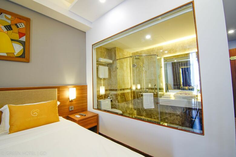 Green Hadong Hotel
