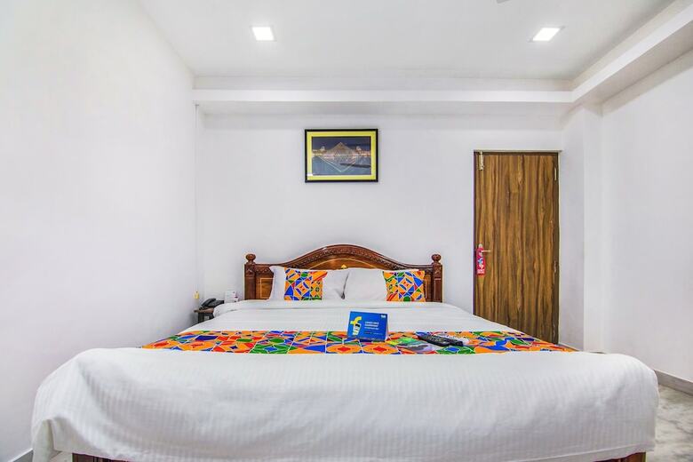 Fabhotel Venkeys Service Apartment