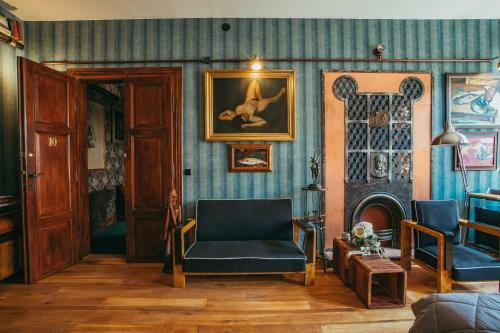 Hotel Divn� Pani Luxury Gallery Rooms