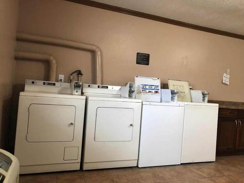 Amber Inn Motel Le Mars