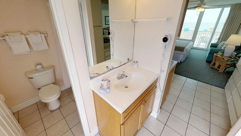 Hotel Island Inn Beach Resort