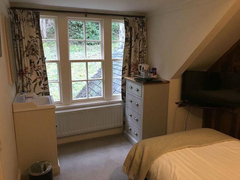 Hotel Ravenstone Manor