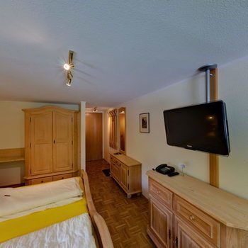 Berggasthof & Hotel Brend