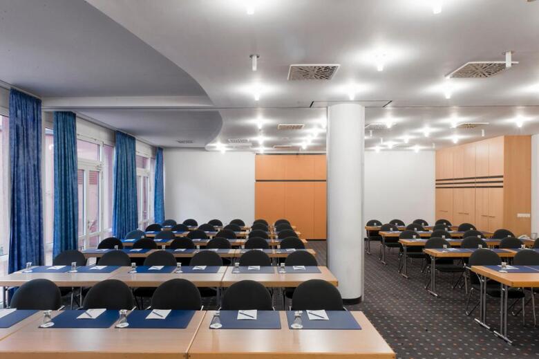 Hotel TRYP By Wyndham Halle