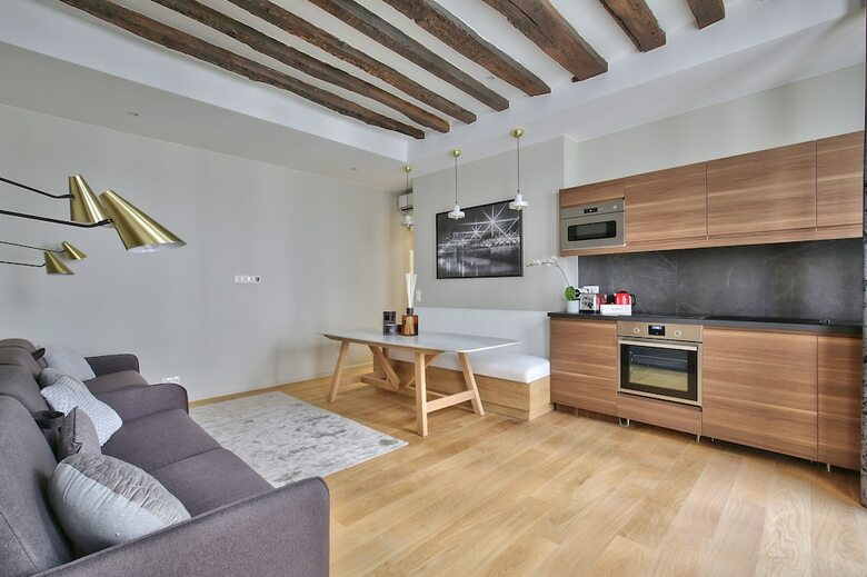Apartamento 70 - Authentic Parisian Flat