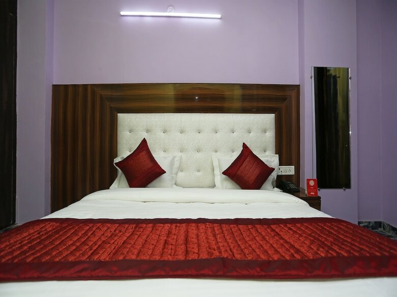 Hotel Oyo 13028 Jhanvi Palace