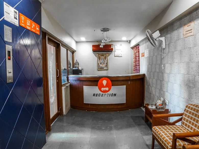 Hotel Oyo 12906 Central Inn