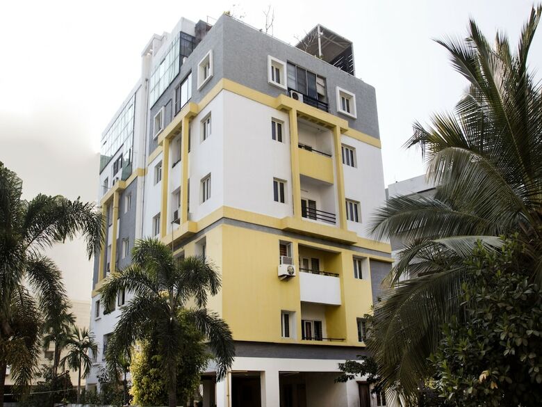 Hotel Oyo 7495 Manikonda