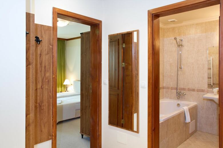 St. Ivan Rilski Hotel & Apartments