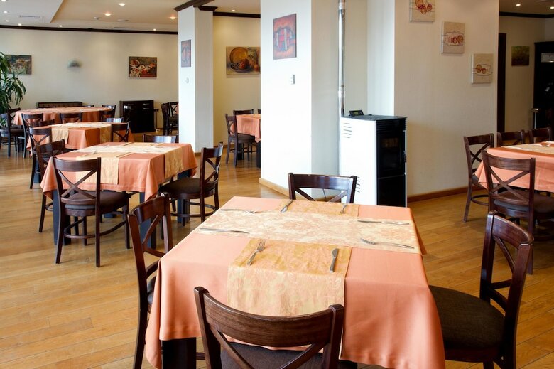 St. Ivan Rilski Hotel & Apartments