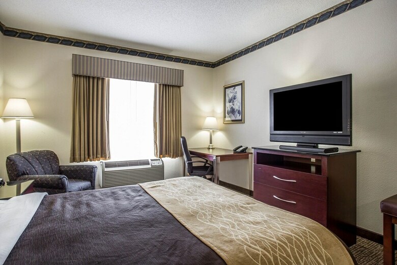 Hotel Comfort Inn & Suites Ft. Jackson Maingate