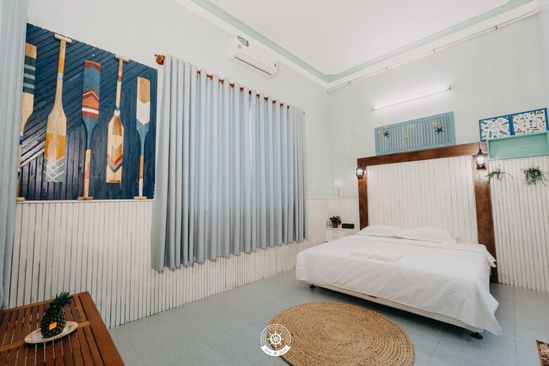 Hotel Sea & Sail Hostel