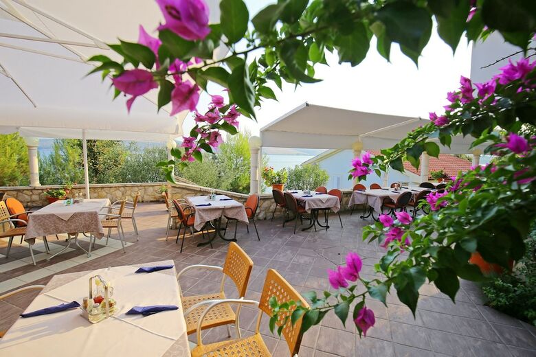 Hotel Lucija