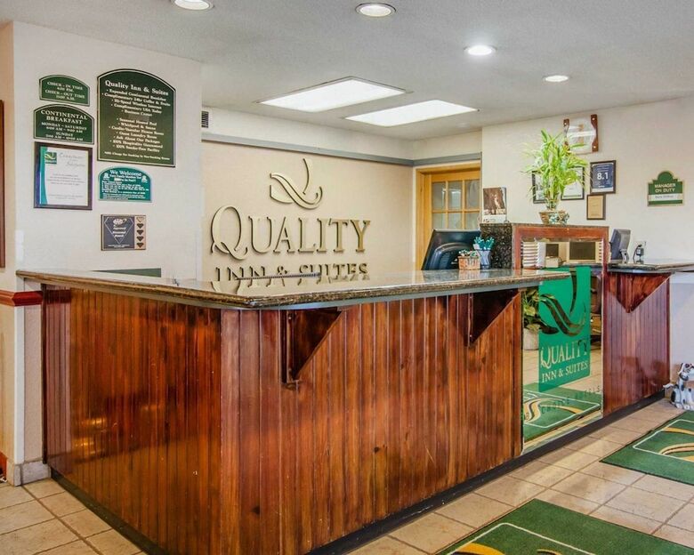 Hotel Quality Inn And Suites Airport