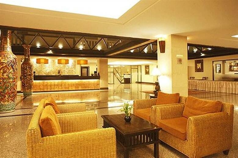 Royal Peninsula Hotel