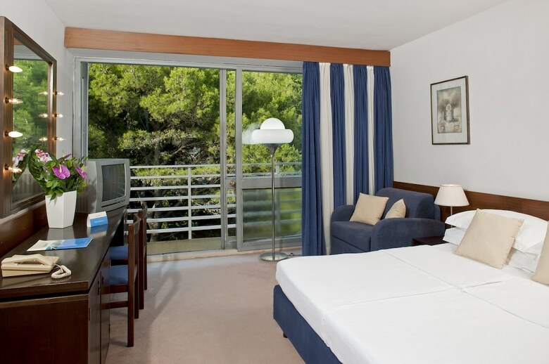 Bluesun Hotel Maestral