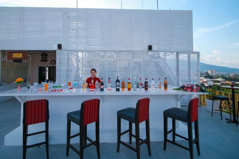 Leiview Hotel