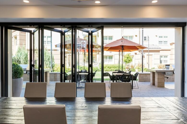 Apartamentos Bluebird Suites In Silicon Valley