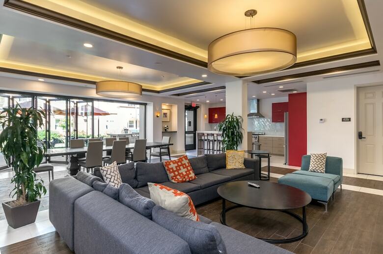 Apartamentos Bluebird Suites In Silicon Valley