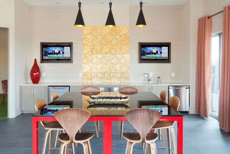 Apartamentos Bluebird Suites In Reston