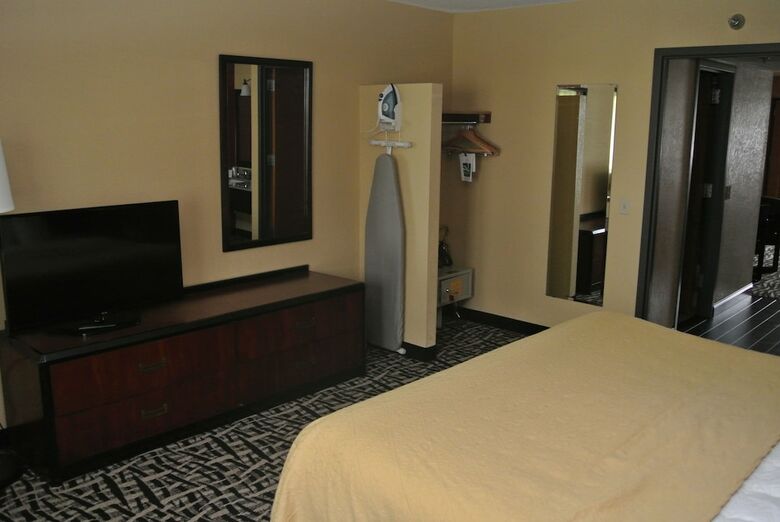 Hotel Quality Inn & Suites Mayo Clinic Area