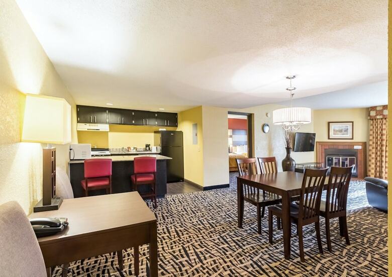 Hotel Quality Inn & Suites Mayo Clinic Area