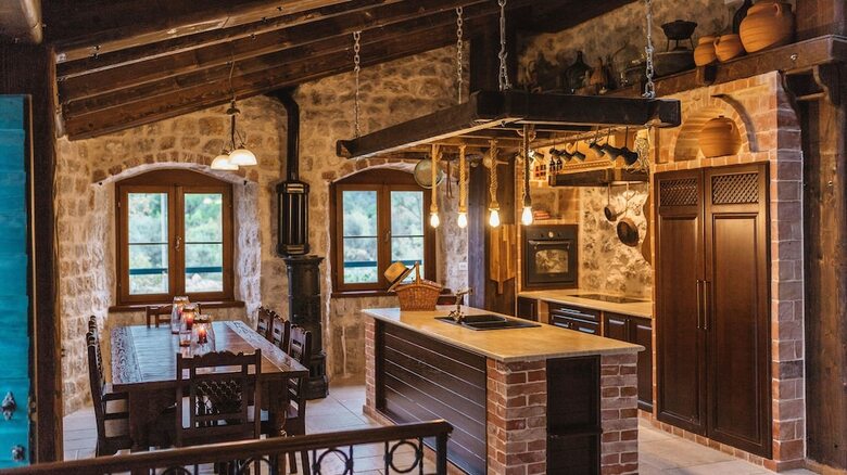 Talici Hill - Rustic Villas
