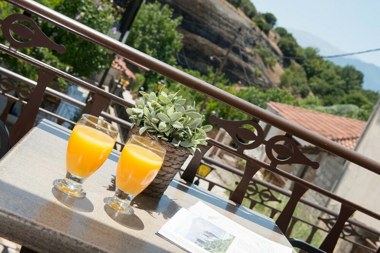 Tsikeli Hotel - Adults Only