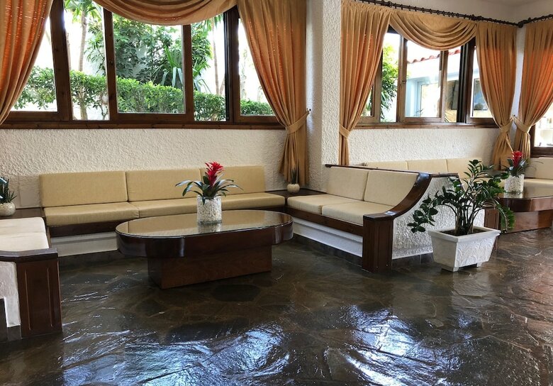 Hotel Folia Apartments