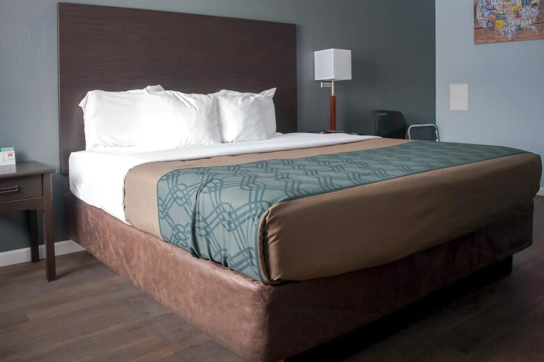Motel Econo Lodge Inn & Suites South