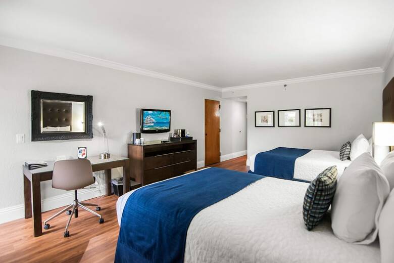 Miami Lakes Hotel