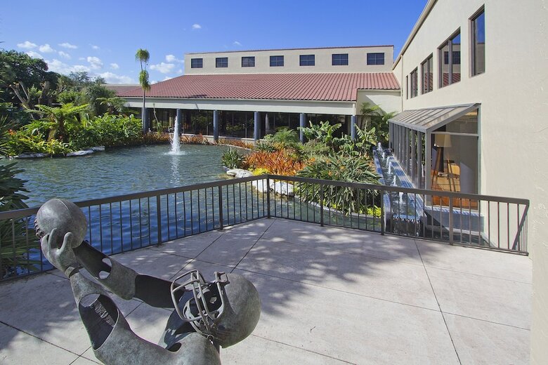 Miami Lakes Hotel