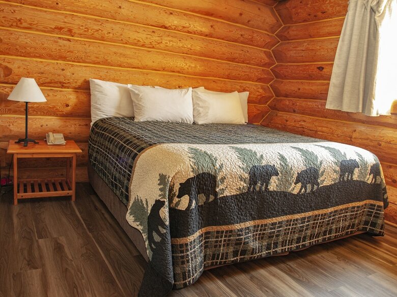 Cabana Glacier House Resort