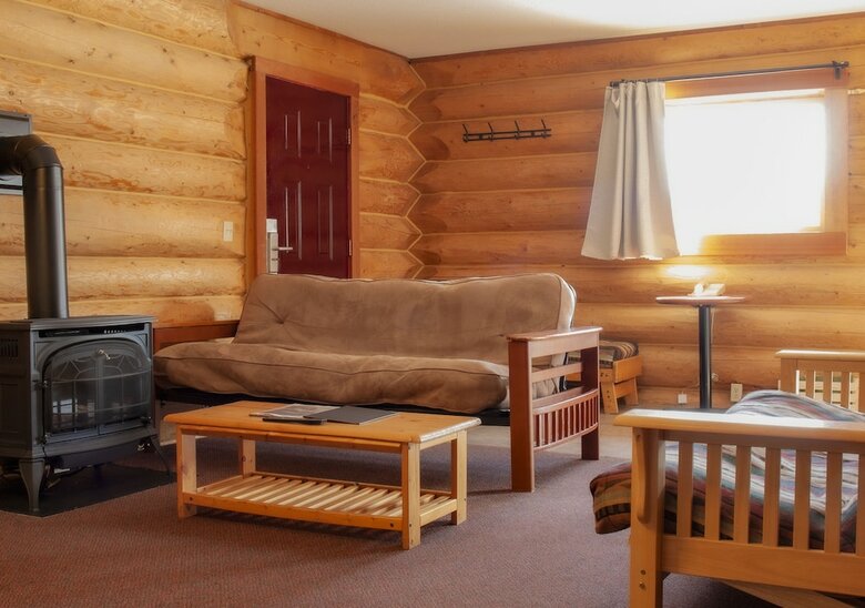 Cabana Glacier House Resort