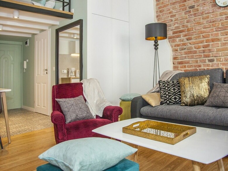 Bc7 Apartments