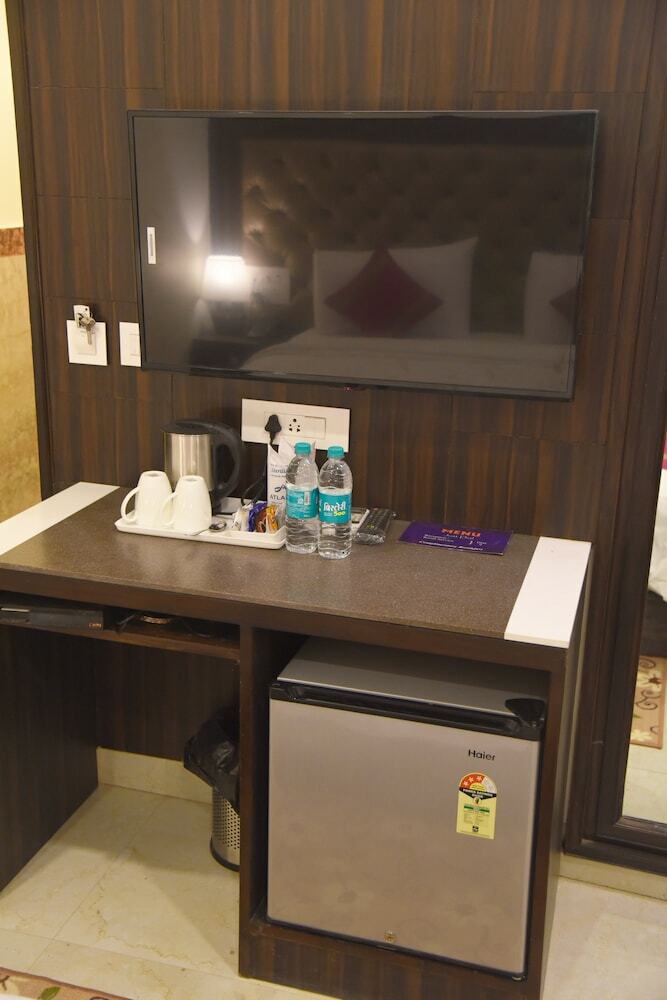 Hostal Atlanta At New Delhi Train Station