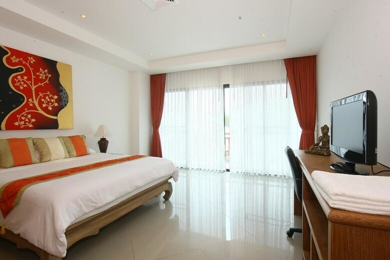 Apartamentos Surin Sabai