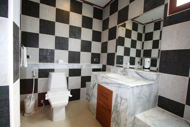 Apartamentos Surin Sabai