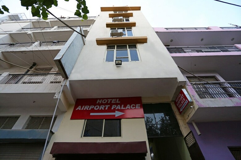 Hotel Airport Palace