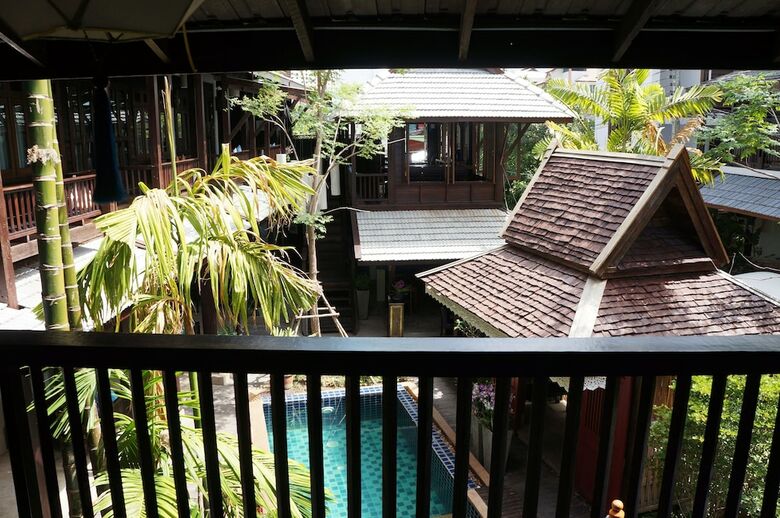 Hotel Banthai Village