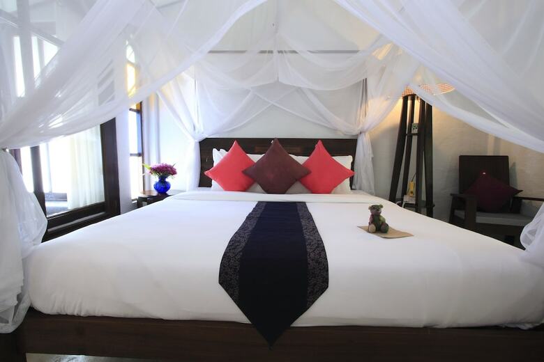 Hotel Banthai Village
