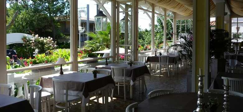 Hotel H�tel Des Pins