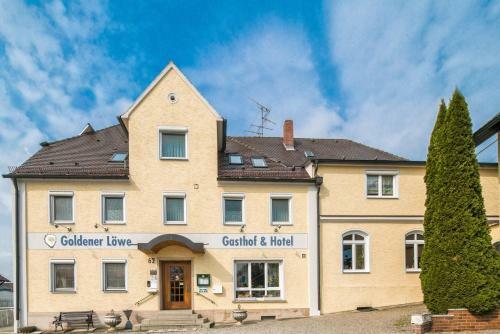 Hostal Hotel Gasthof Goldener L�we