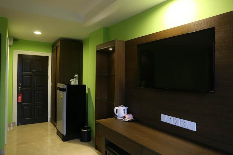 Hotel M Village Hostel