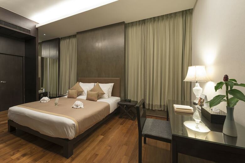 Hotel The Sea Koh Samui Beachfront Resort & Spa
