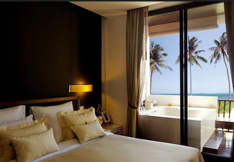 Hotel The Sea Koh Samui Beachfront Resort & Spa