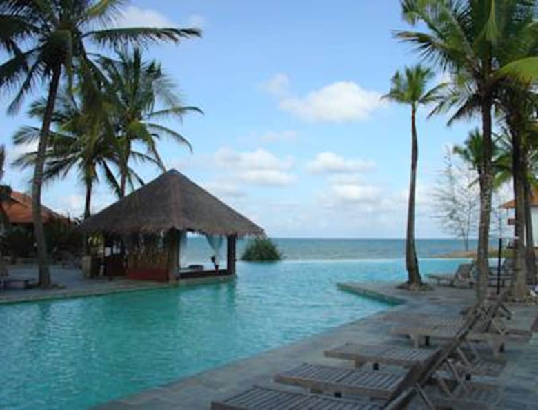 Hotel Sutra Beach Resort