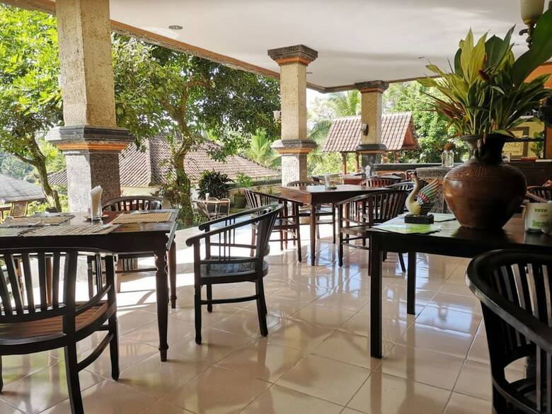 Villa Puri Saron Hotel Madangan