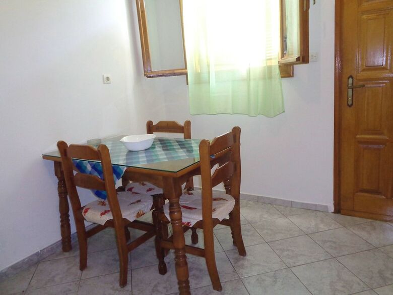 Apartamentos Elena's House