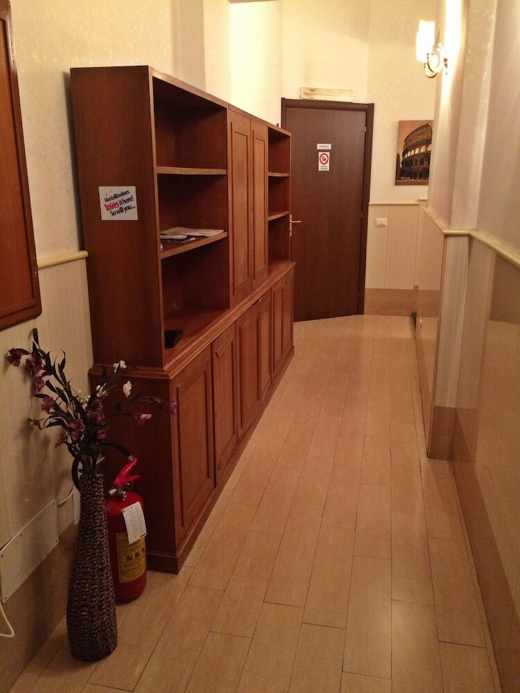 Meraviglia Townhouse